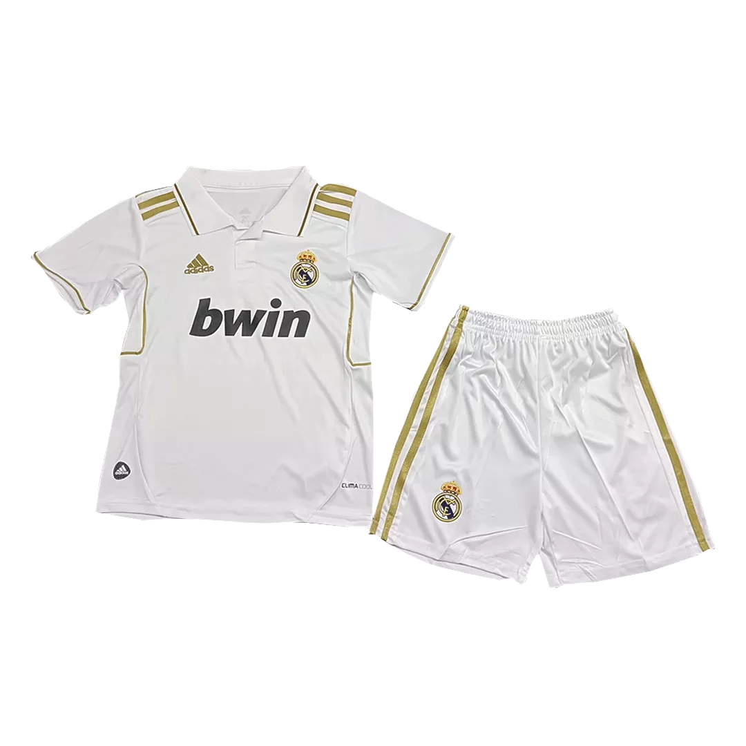 Real Madrid Classic Football Shirt Home 2011/12