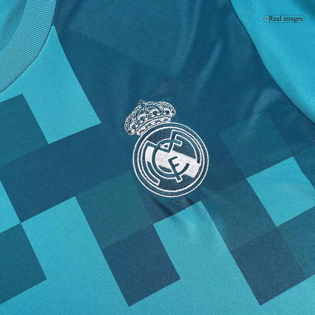 Real Madrid Classic Football Shirt Away Long Sleeve 2017/18 - bestfootballkits